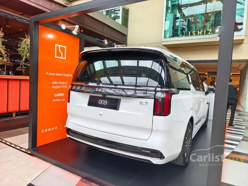 2025 Zeekr 009 Executive MPV