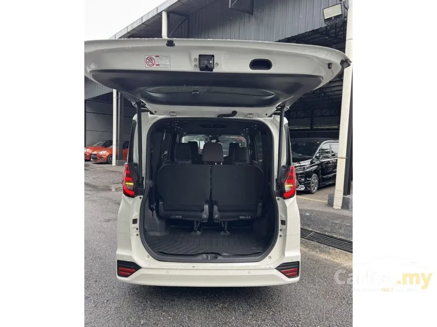 2022 Toyota Noah S-Z MPV