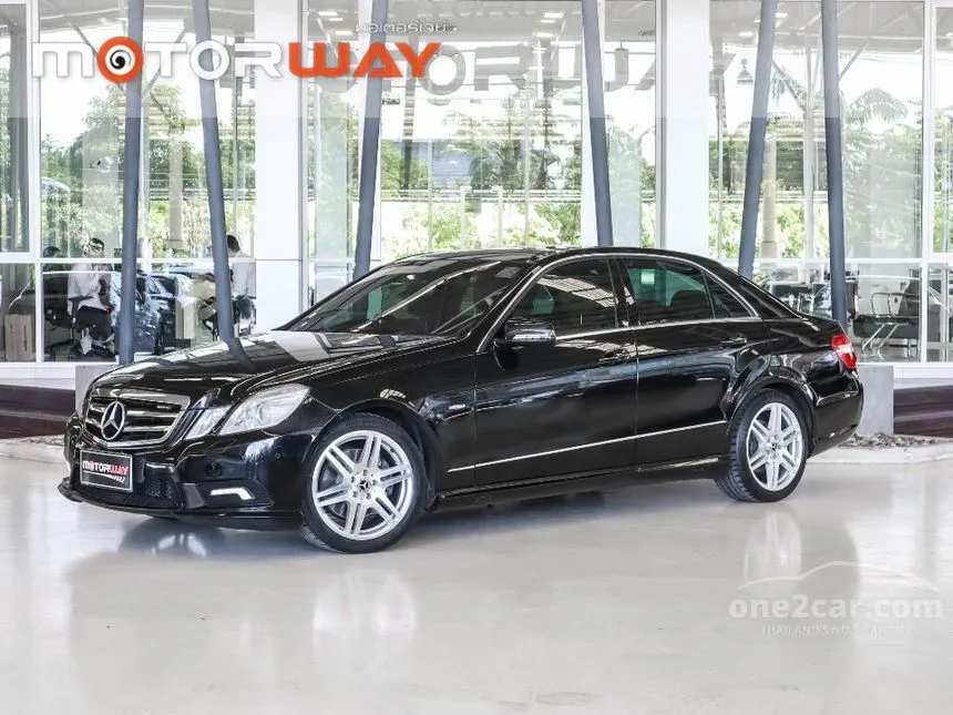 2012 Mercedes-Benz E250 Avantgarde CGI BlueEFFICIENCY Sedan