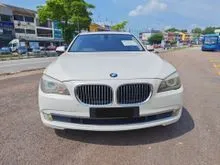 2011 BMW 740i 3.0 Sedan