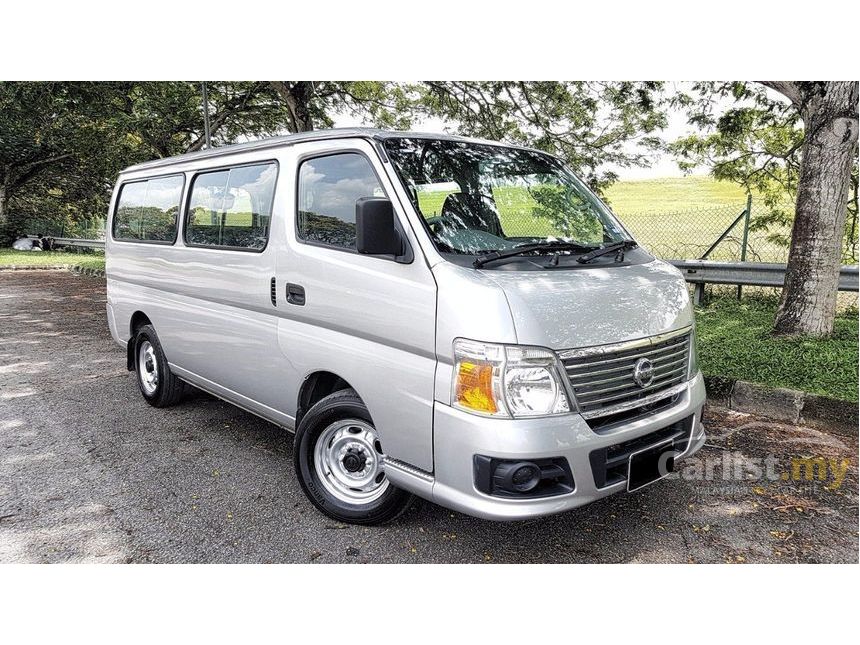 nissan urvan silver