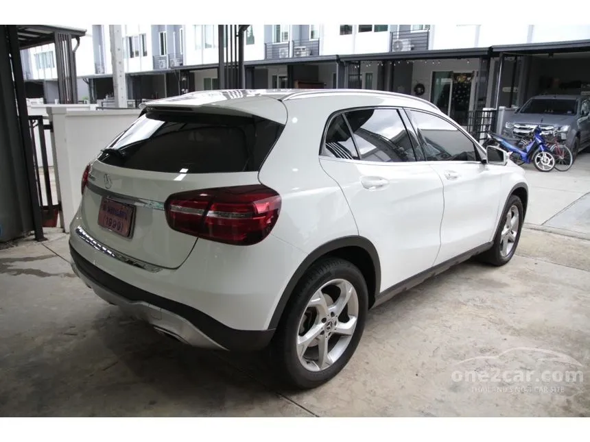 2020 Mercedes-Benz GLA200 Urban SUV