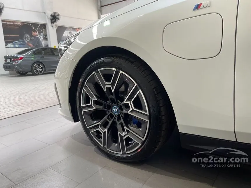 2026 BMW 530e M Sport Pro Sedan