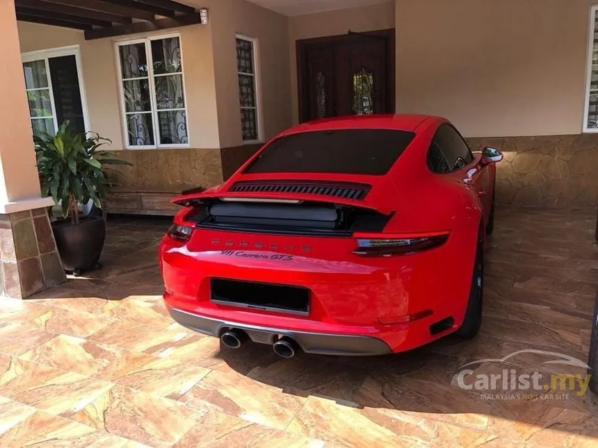 2017 Porsche 911 Carrera GTS Coupe