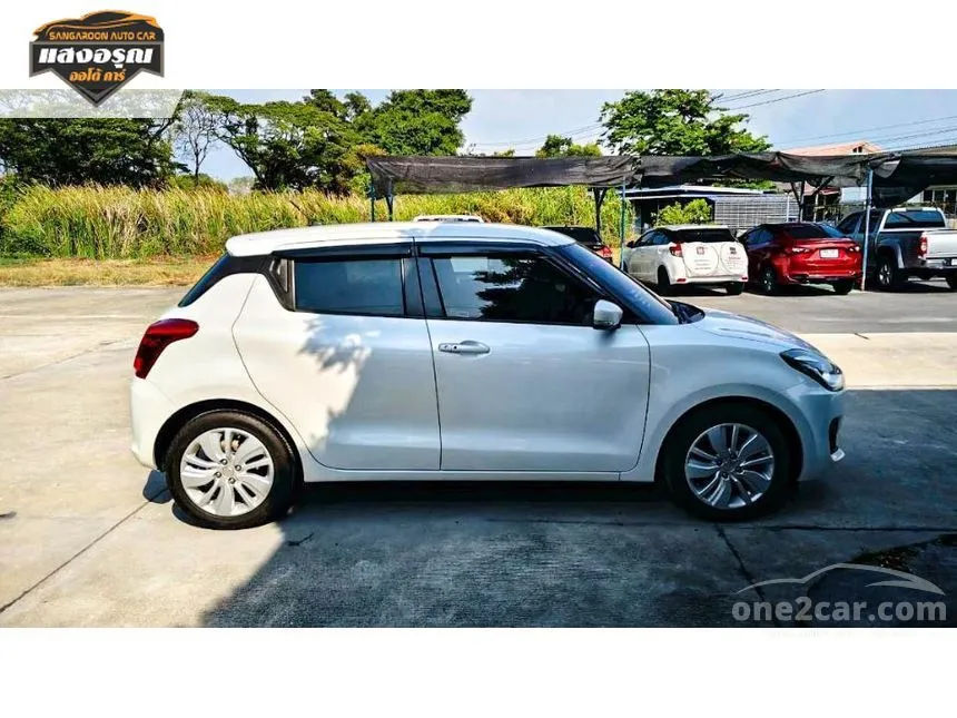 2018 Suzuki SWIFT GLX Hatchback