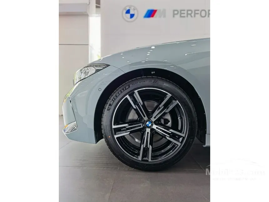 Jual Mobil BMW 320i 2023 M Sport 2.0 di Banten Automatic Sedan Lainnya Rp 1.130.000.000