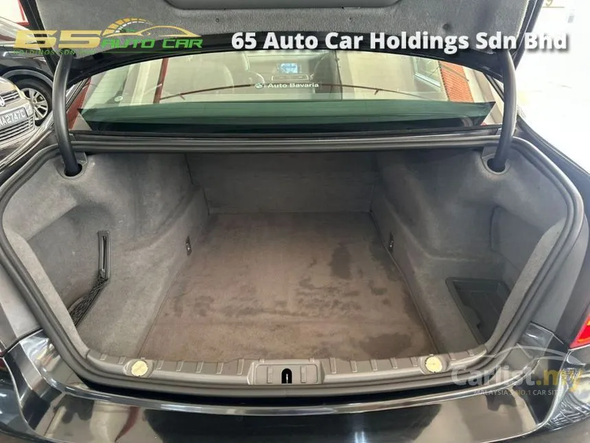 2011 BMW 730Li Sedan