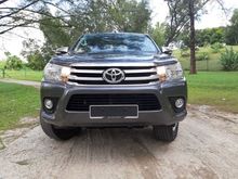2017 Toyota Hilux 2.4 Limited G Pickup Truck