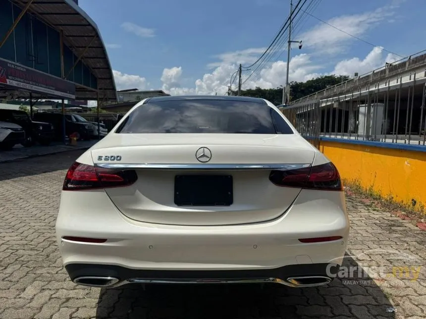 2021 Mercedes-Benz E200 AMG Sedan