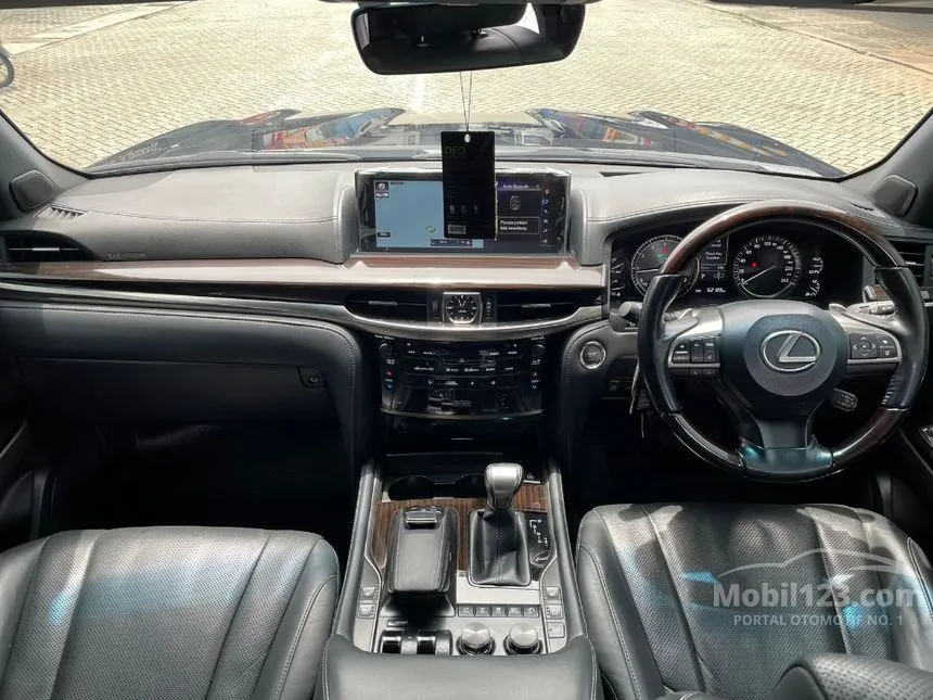 2016 Lexus LX570 Sport SUV