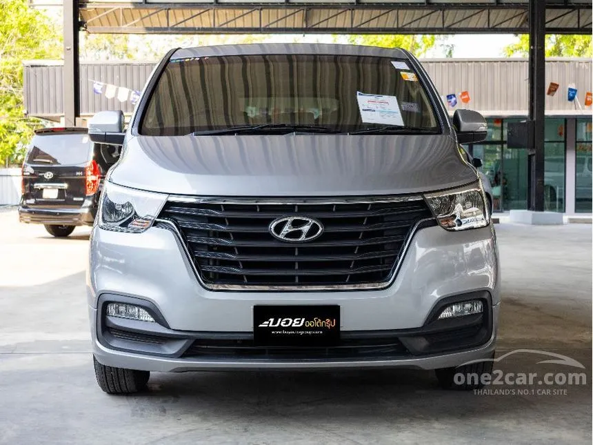 2019 Hyundai H-1 Elite Van