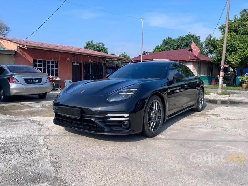 2014 Porsche Panamera Hatchback