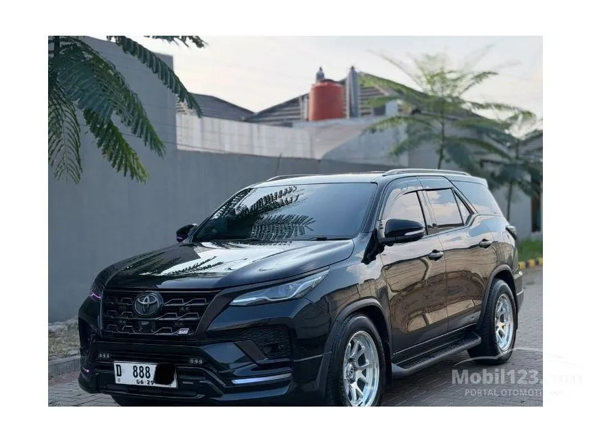 2024 Toyota Fortuner GR Sport 4X2 SUV