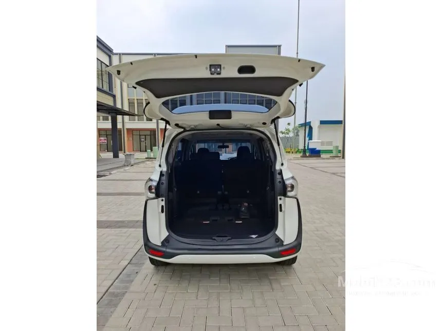 2019 Toyota Sienta V MPV