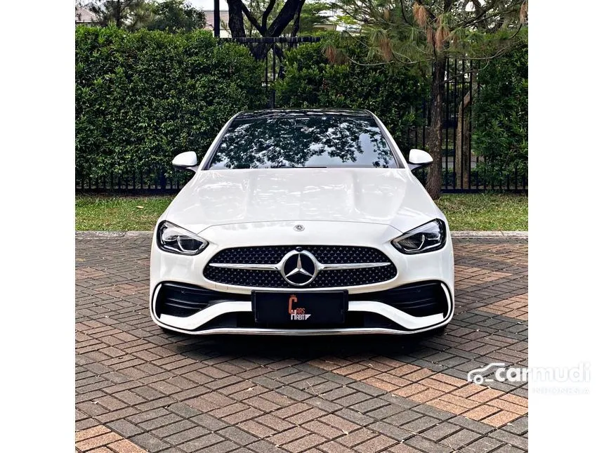 2022 Mercedes-Benz C300 AMG Line Sedan