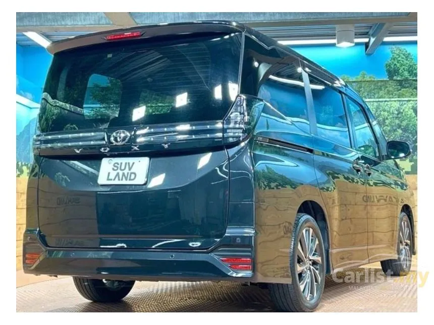 2023 Toyota Voxy S-Z MPV