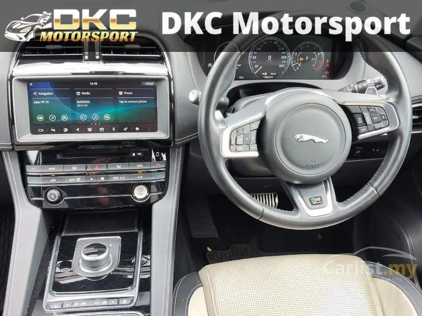2018 Jaguar F-Pace Ingenium Mid-Spec SUV