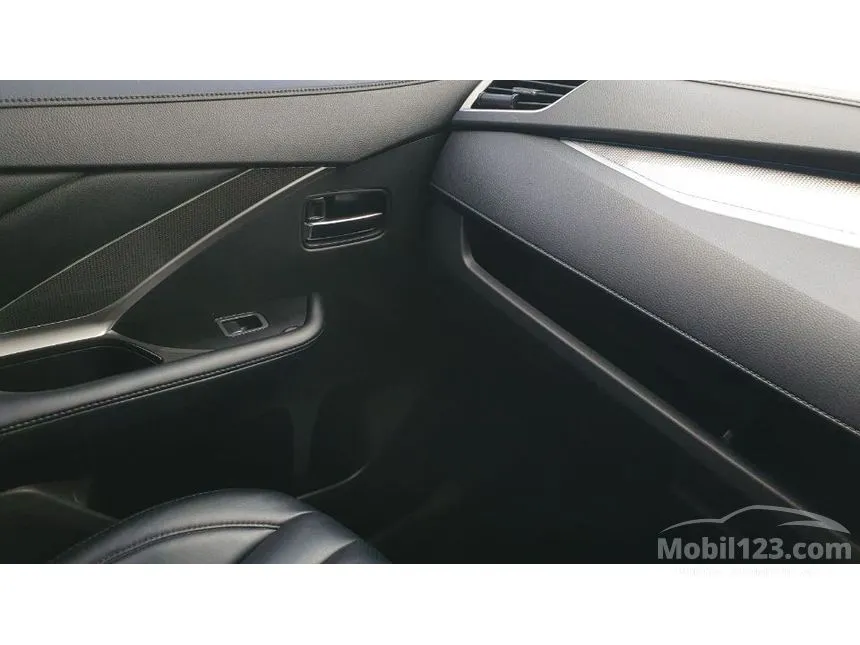 2021 Mitsubishi Xpander Ultimate MPV