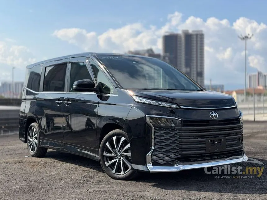 2023 Toyota Voxy S-Z MPV