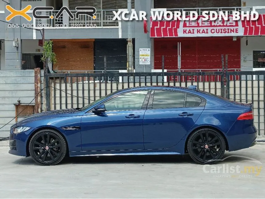 2017 Jaguar XE Prestige Sedan