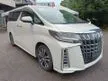 Recon 2020 Toyota Alphard SC Sunroof/3Led/Monitor TV Cheap Sell