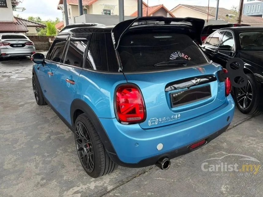 2016 MINI Cooper 5 Door Hatchback