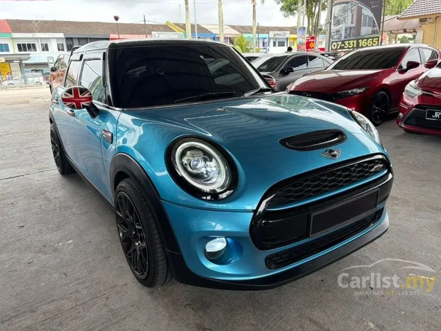 2016 MINI Cooper 5 Door Hatchback