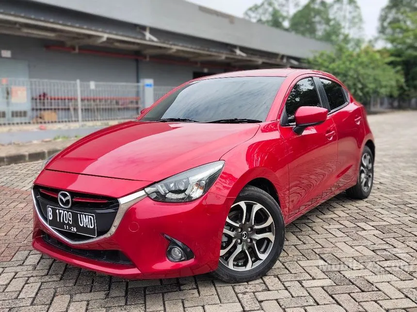 Jual Mobil Mazda 2 2016 R 1.5 di DKI Jakarta Automatic Hatchback Merah Rp 155.000.000
