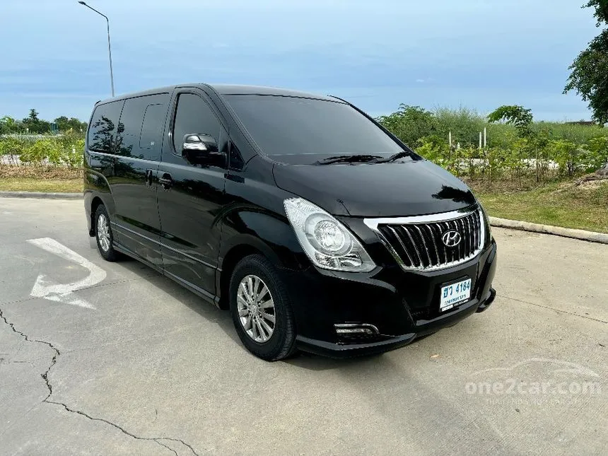 2016 Hyundai H-1 Deluxe Van