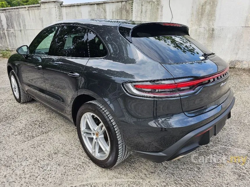 2022 Porsche Macan SUV