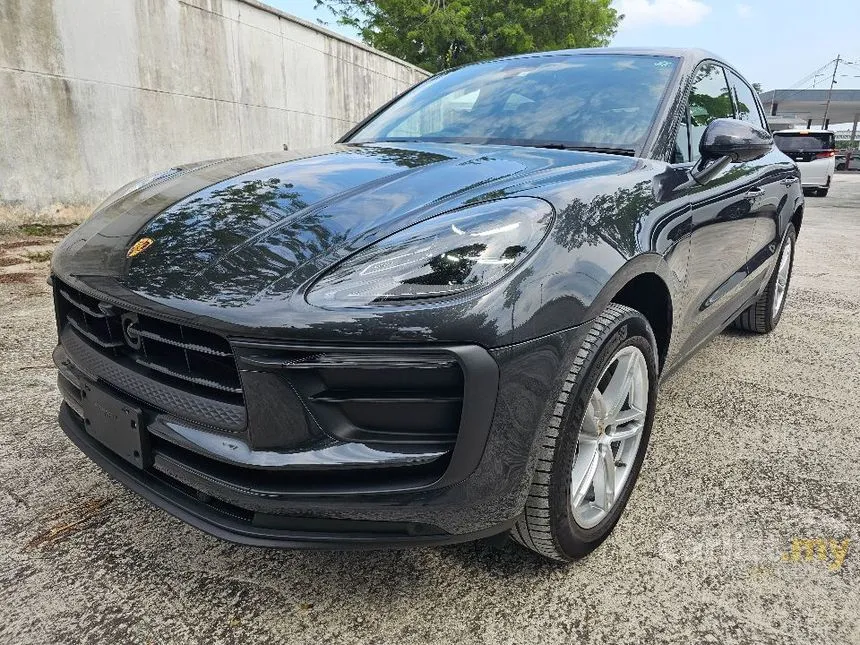2022 Porsche Macan SUV