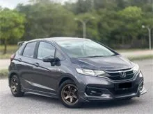 2017 Honda Jazz 1.5 E Hatchback - Free Warranty & Service / 1 Owner / Welcome Test Drive / Tip top Condition / Senang Lulus