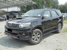 2011 Toyota Fortuner 2.7 V TRD Sportivo SUV 4x4 Facelift LikeNEW