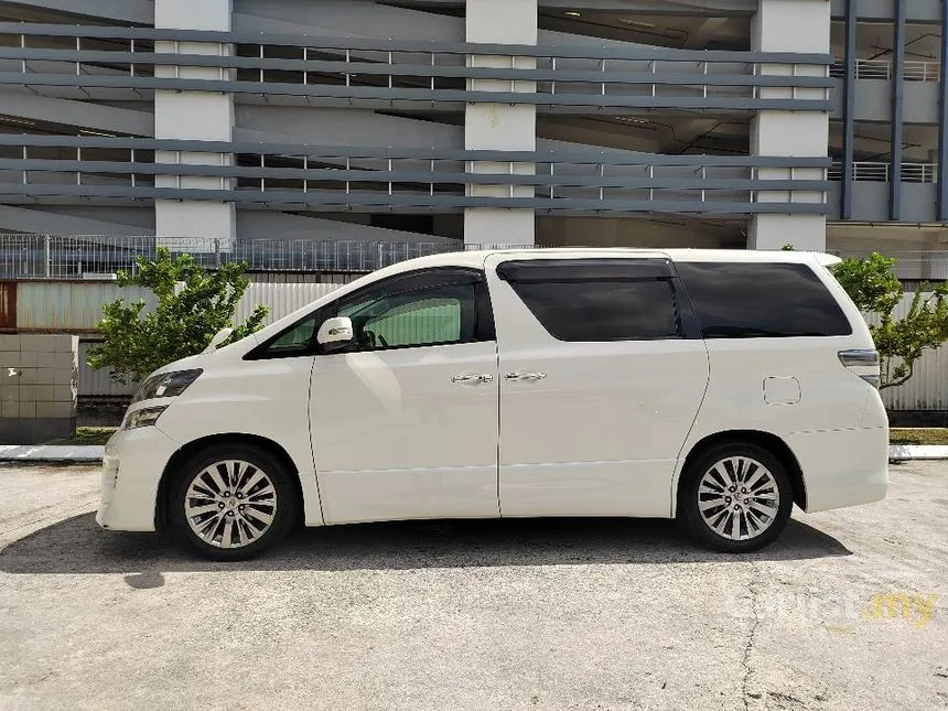 2013 Toyota Vellfire ZG MPV