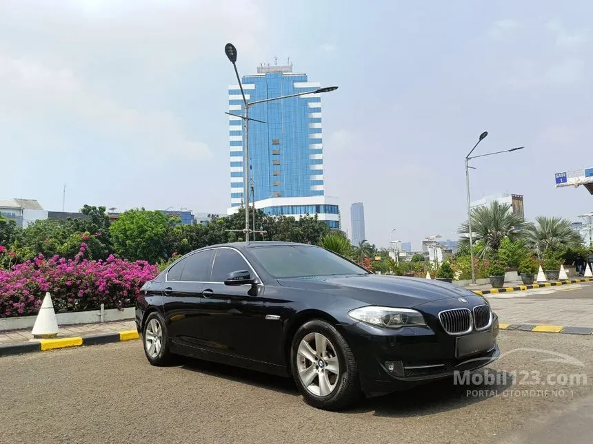 Jual Mobil BMW 528i 2011 3.0 di DKI Jakarta Automatic Sedan Hitam Rp 320.000.000