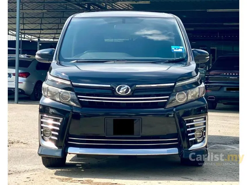2018 Toyota Voxy V MPV