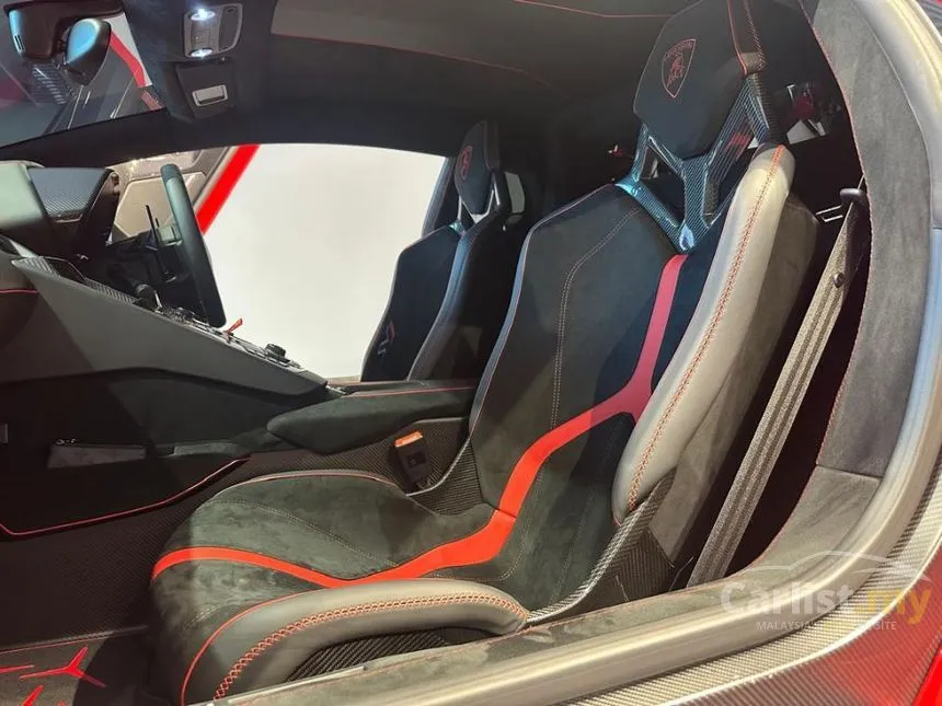 2019 Lamborghini Aventador SVJ Coupe