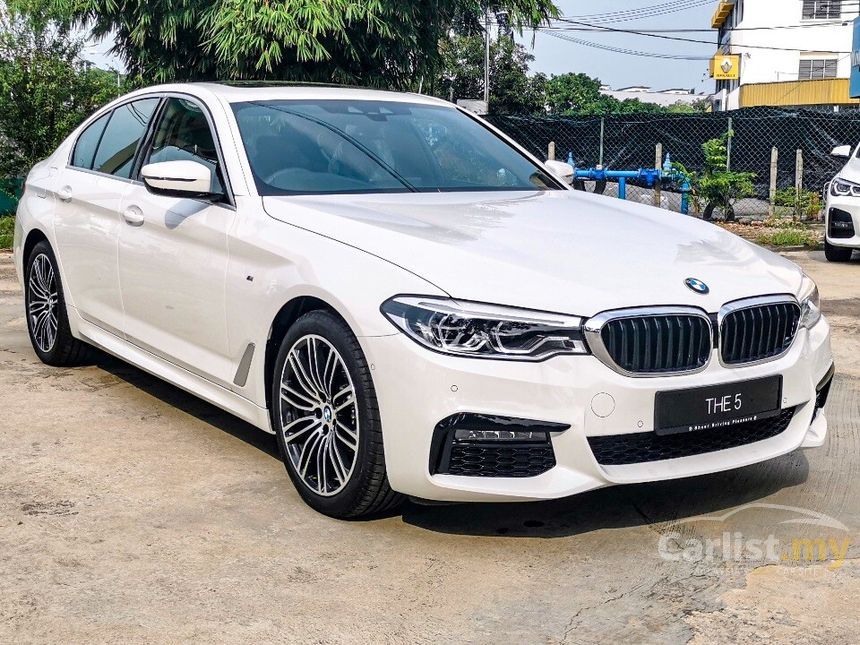 Terpakai 2021 BMW 530i M Sport with iDrive 7.0 - Carlist.my