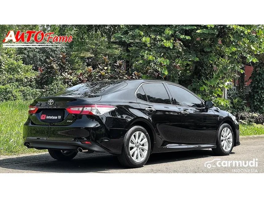 2019 Toyota Camry V Sedan