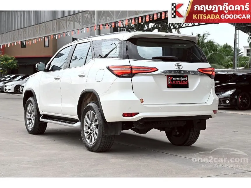 2022 Toyota FORTUNER V SUV