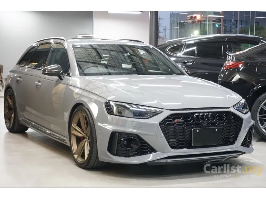 2022 Audi RS4 Avant Wagon