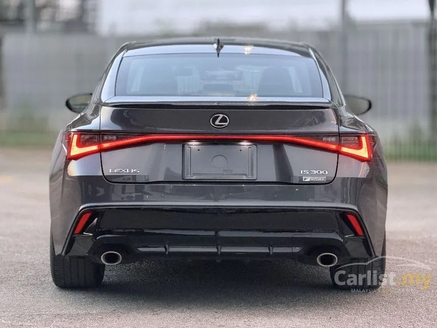 2022 Lexus IS 300 F Sport Sedan