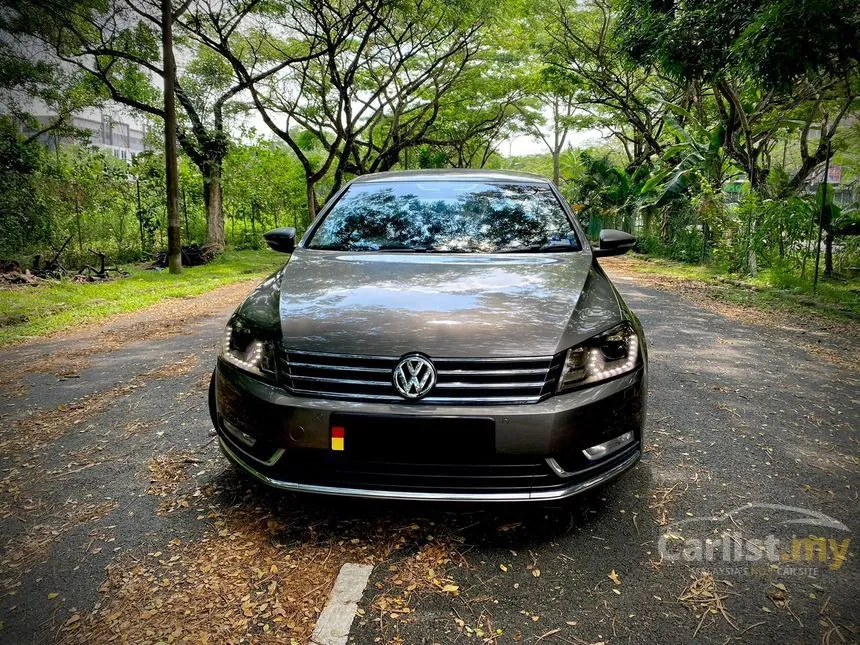 2012 Volkswagen Passat TSI Sedan