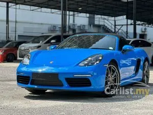 2022 Porsche 718 2.0 Boxster Convertible