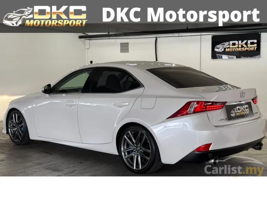 2014 Lexus IS 250 Luxury Sedan
