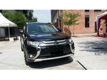 Outlander 2.4 4wD 0 GsT until November booking now best price