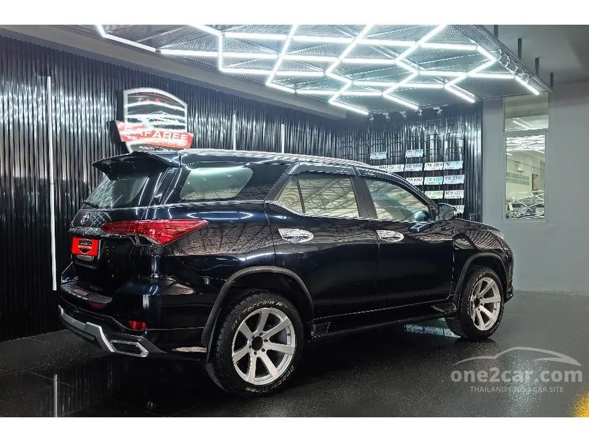 2016 Toyota FORTUNER V SUV