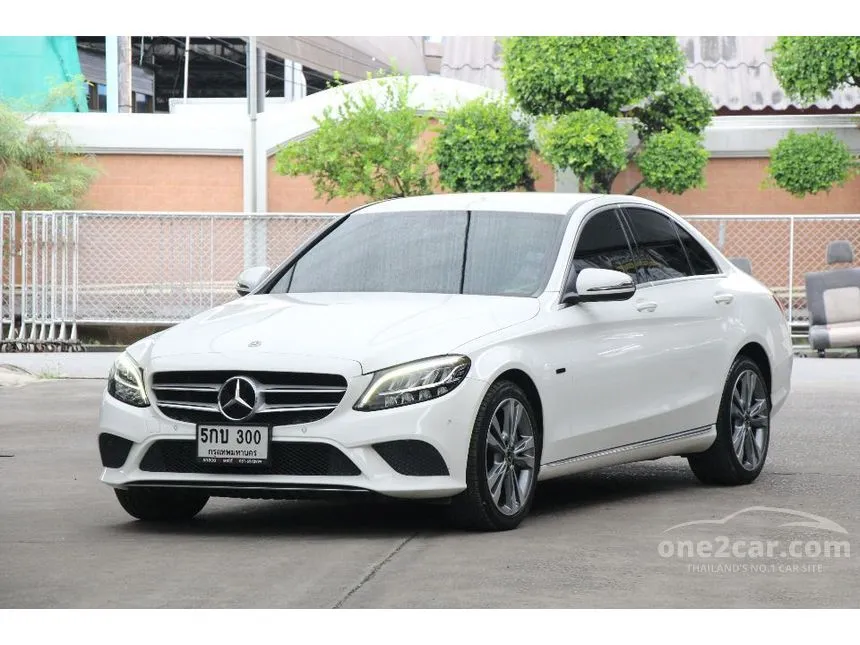 2021 Mercedes-Benz C300 e Avantgarde Sedan