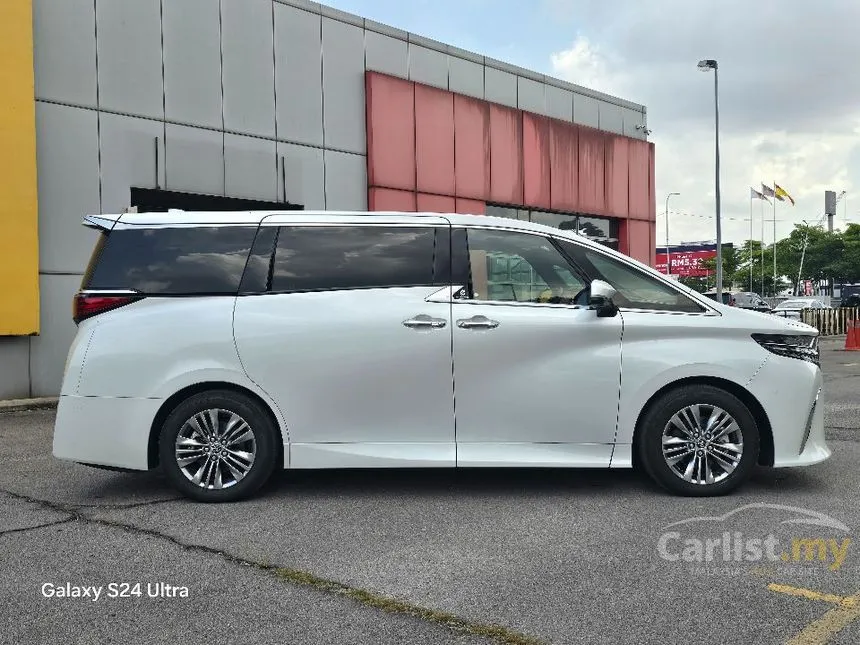2024 Toyota Alphard Z 7-Seater MPV