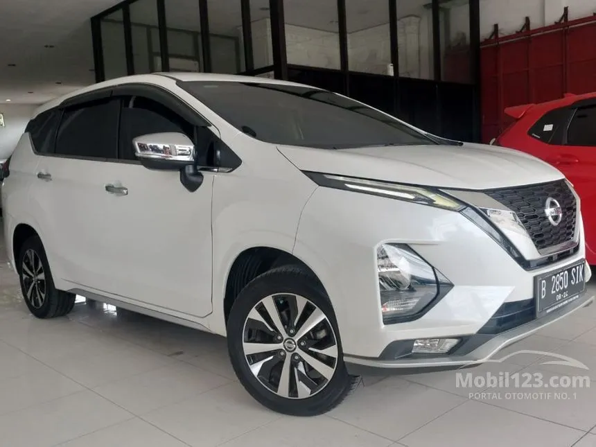 Jual Mobil Nissan Livina 2019 VL 1.5 di Jawa Barat Automatic Wagon Putih Rp 182.000.000